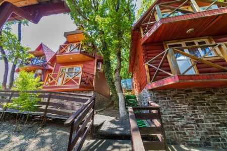 Семейный 5-местный 2-комнатный (с балконом)