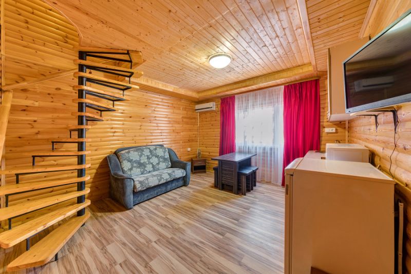 Семейный 5-местный 2-комнатный (с балконом)