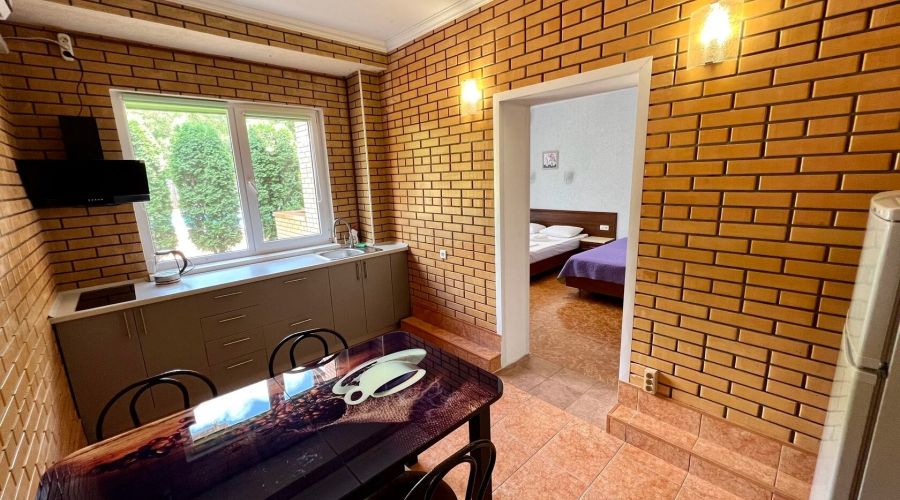 Студия Студия с мини-кухней и балконом