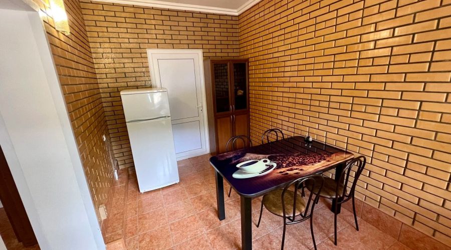 Студия Студия с мини-кухней и балконом